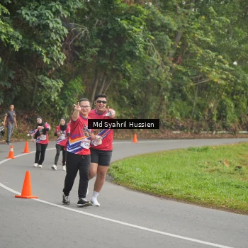 Runner Photo 6016723