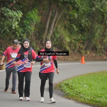 Runner Photo 6016735