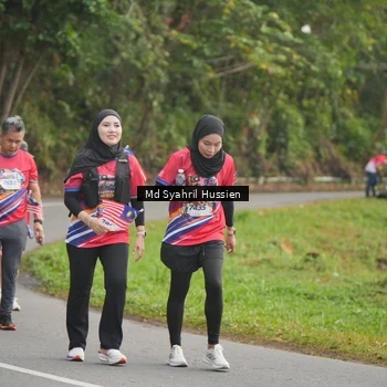 Runner Photo 6016741
