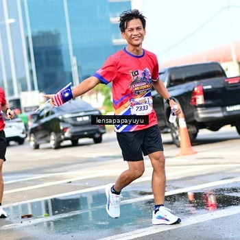 Runner Photo 6016745