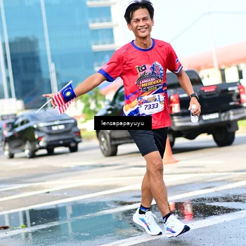 Runner Photo 6016759