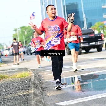 Runner Photo 6016763