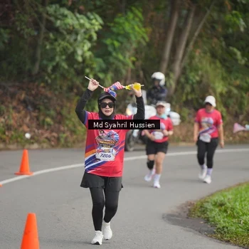 Runner Photo 6016795