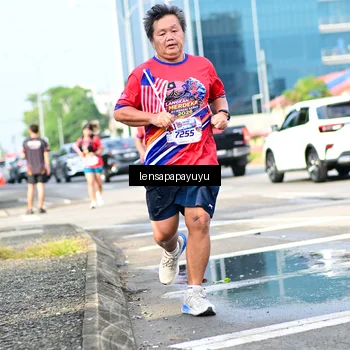 Runner Photo 6016810