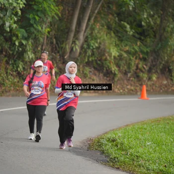 Runner Photo 6016823