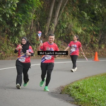 Runner Photo 6016844