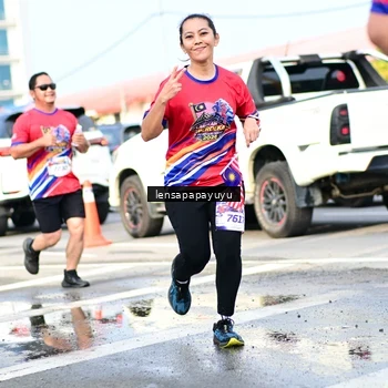 Runner Photo 6016851