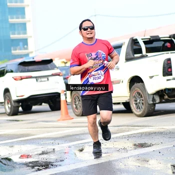 Runner Photo 6016867