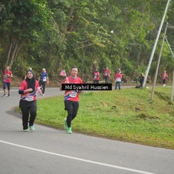 Runner Photo 6016871