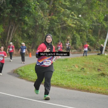 Runner Photo 6016872