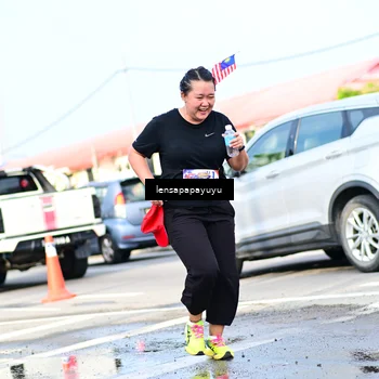 Runner Photo 6016875