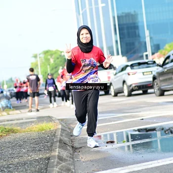 Runner Photo 6016888