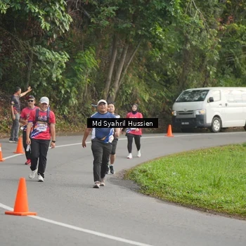 Runner Photo 6016898