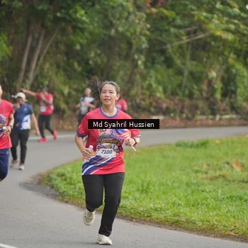 Runner Photo 6016899