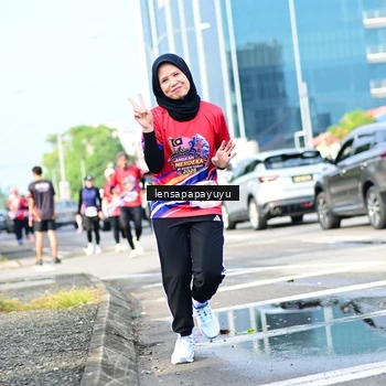 Runner Photo 6016900