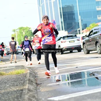 Runner Photo 6016909