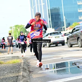Runner Photo 6016913
