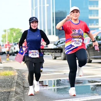Runner Photo 6016946