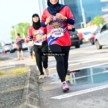Runner Photo 6016978