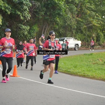 Runner Photo 6016984