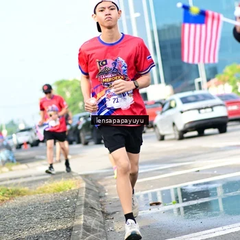 Runner Photo 6016990