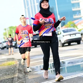 Runner Photo 6016991