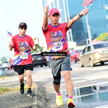 Runner Photo 6017002
