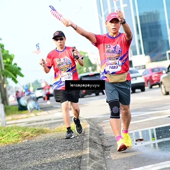 Runner Photo 6017007