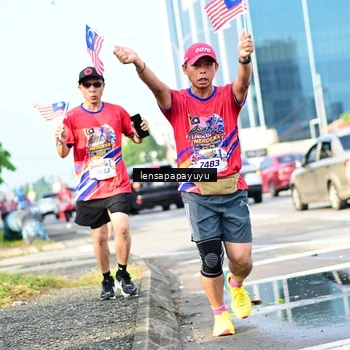 Runner Photo 6017014