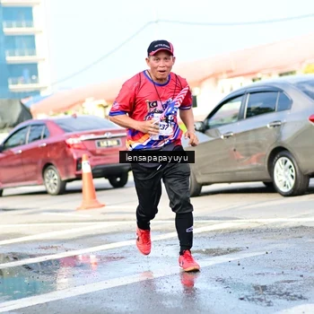 Runner Photo 6017015