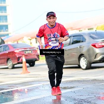 Runner Photo 6017016