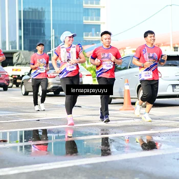 Runner Photo 6017031