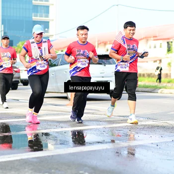 Runner Photo 6017034