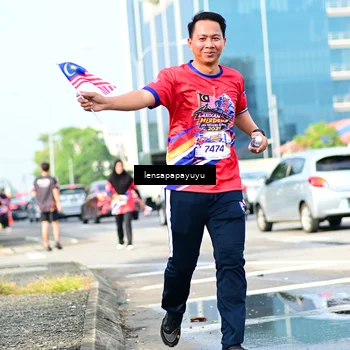 Runner Photo 6017042
