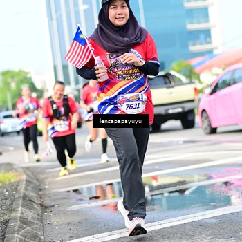 Runner Photo 6017055