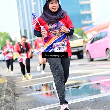 Runner Photo 6017056