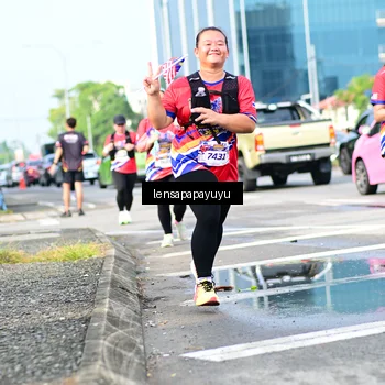 Runner Photo 6017066