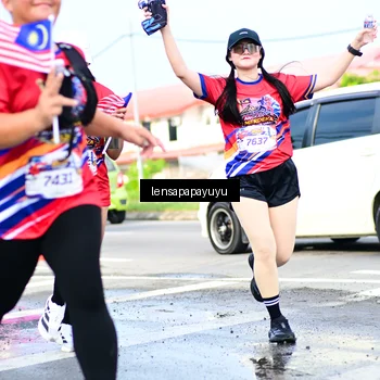 Runner Photo 6017068