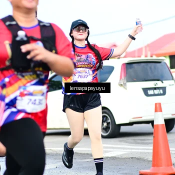 Runner Photo 6017069