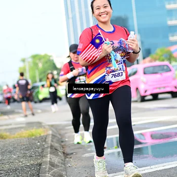 Runner Photo 6017076