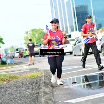 Runner Photo 6017090