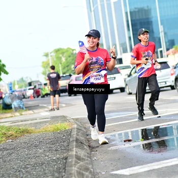 Runner Photo 6017093