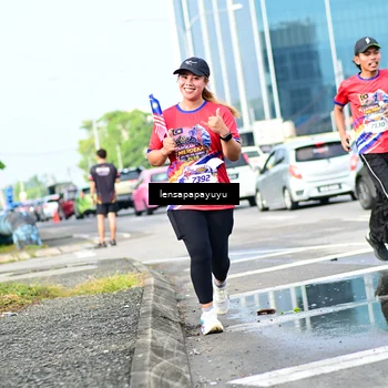 Runner Photo 6017094
