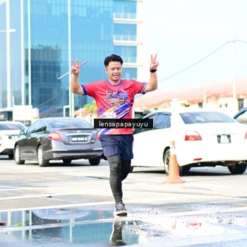 Runner Photo 6017105