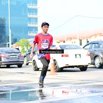 Runner Photo 6017106