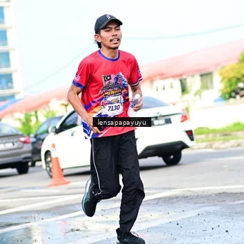 Runner Photo 6017108