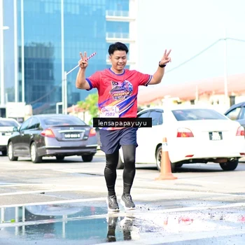 Runner Photo 6017109