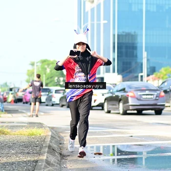 Runner Photo 6017114