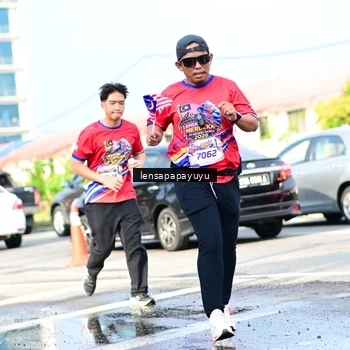 Runner Photo 6017128