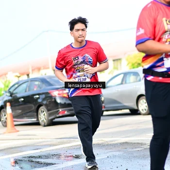 Runner Photo 6017131